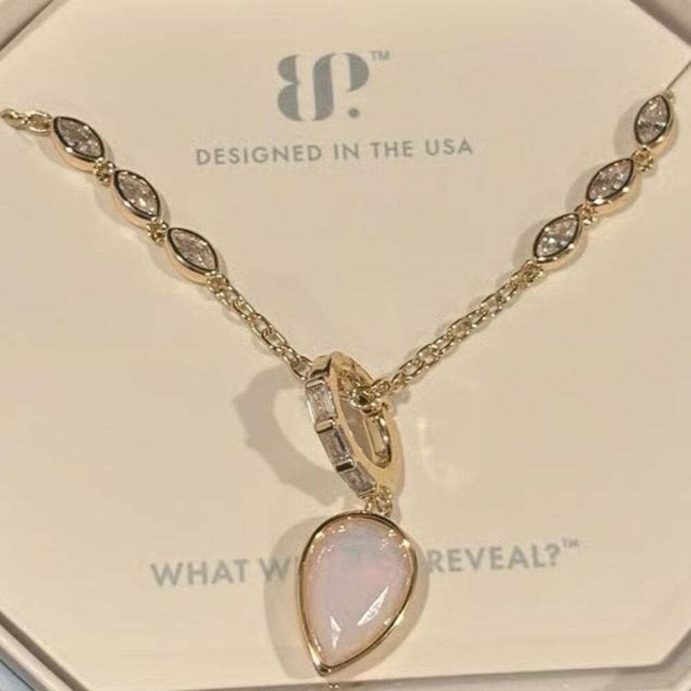 Moonstone on Gold, NEW OG Necklace